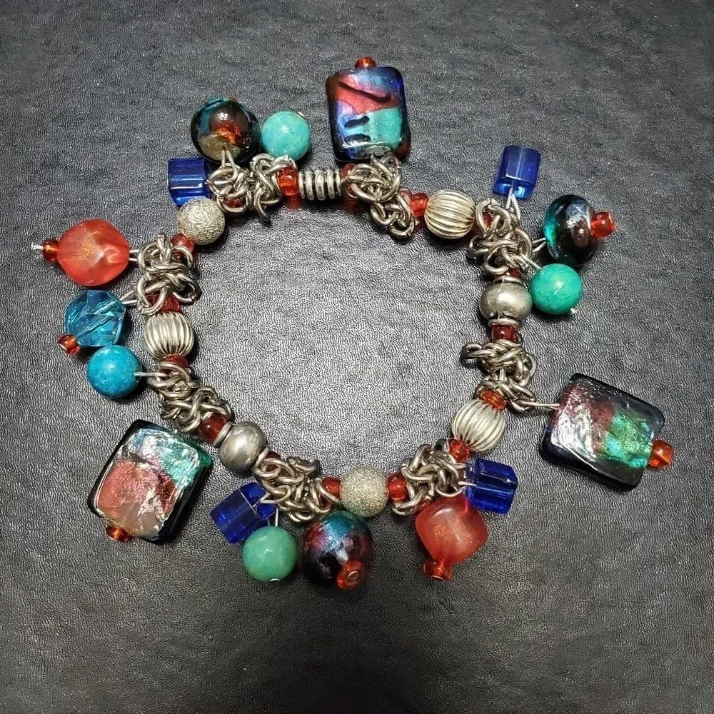 Silver tone beaded bracelet colorful 6.5